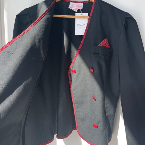 Circa 1970’s MOD Black and Red Blazer & Skirt Set - Picture 11 of 16